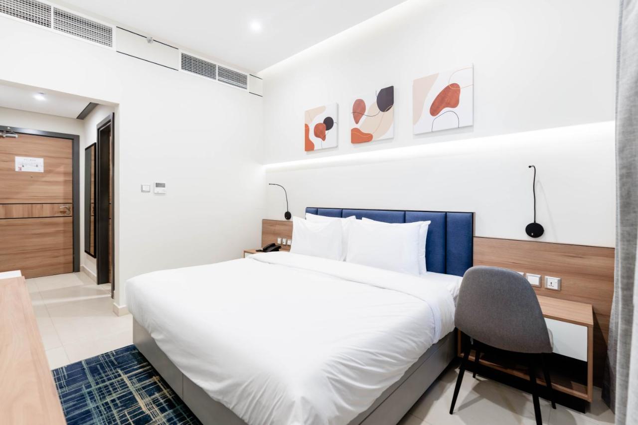 Resivation Hotel Dubai Exterior photo