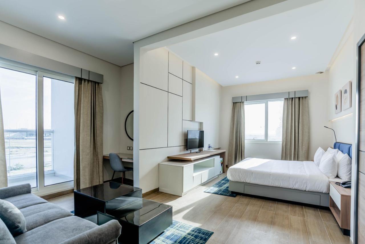 Resivation Hotel Dubai Exterior photo