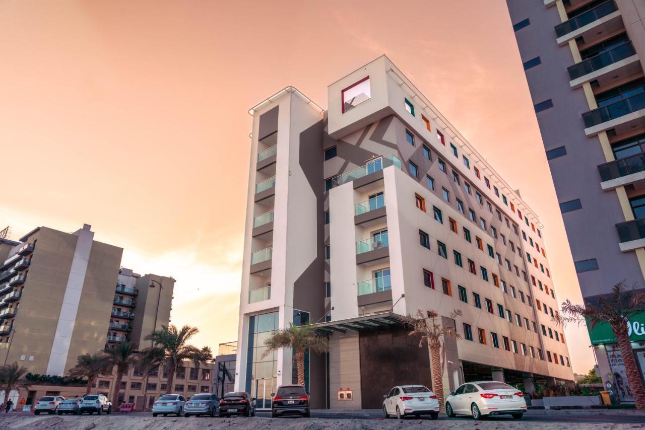 Resivation Hotel Dubai Exterior photo